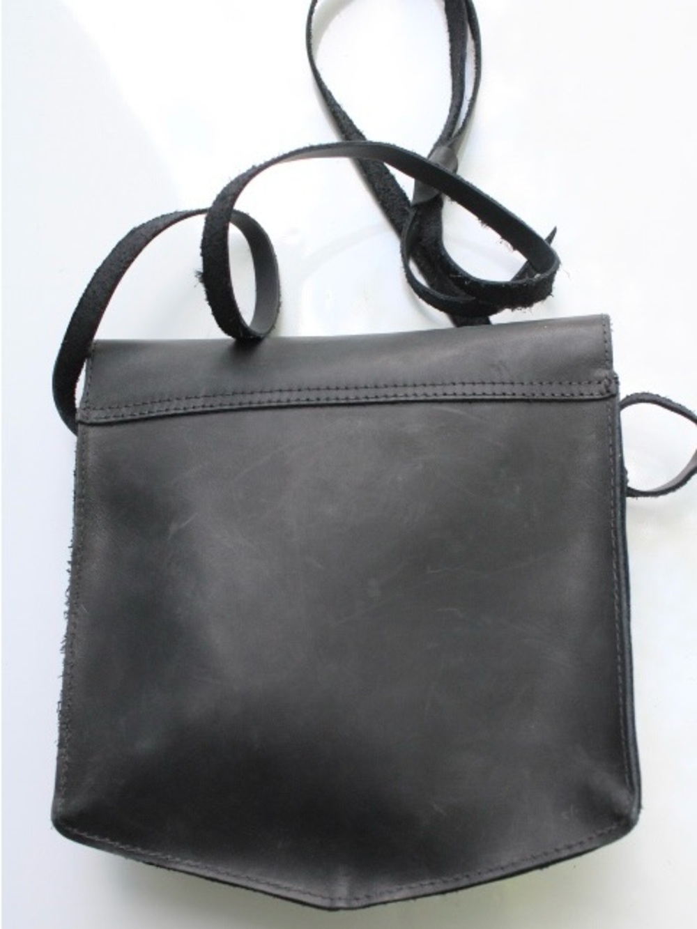 NWOT Hide & drink cross body bag Full - Picture 6 of 7